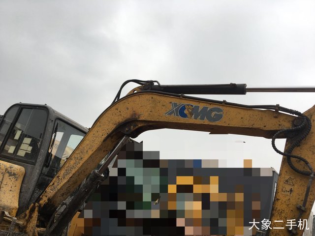 徐工 XE60 挖掘机