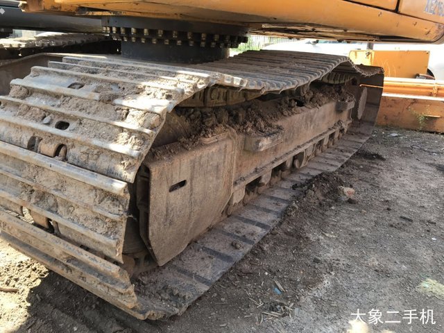 徐工 XE150D 挖掘机