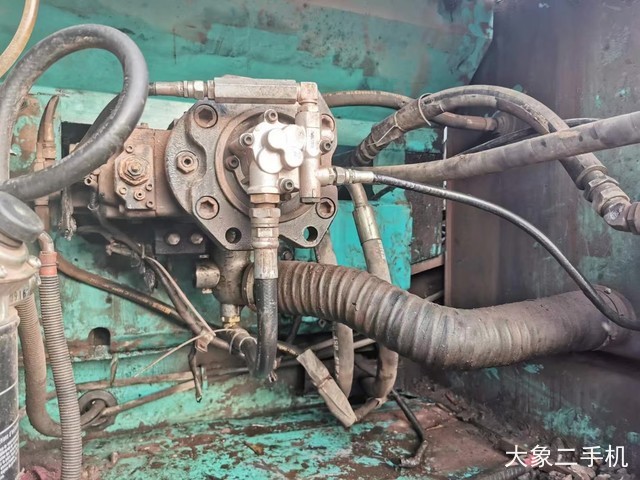 神钢 SK250-8 挖掘机