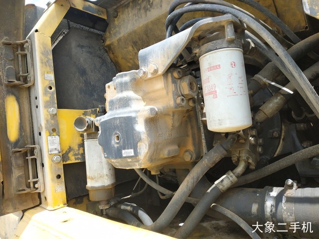 小松 PC240LC-8 挖掘机