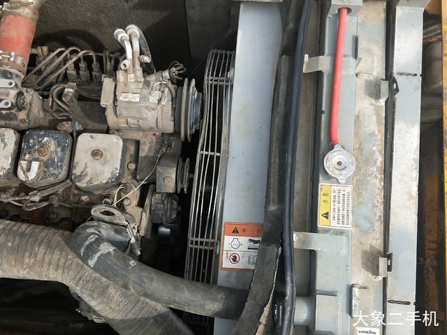 龙工 LG6235 挖掘机