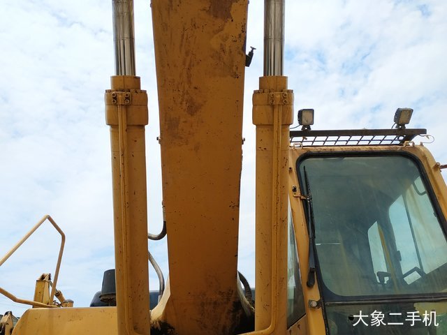 中联重科 ZE420 挖掘机