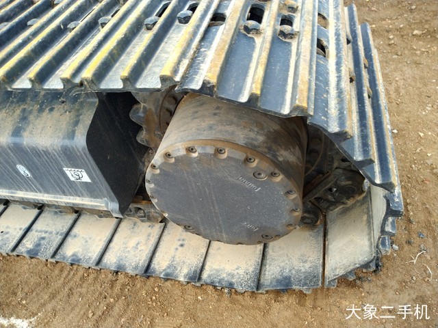 神钢 SK210LC-10 挖掘机