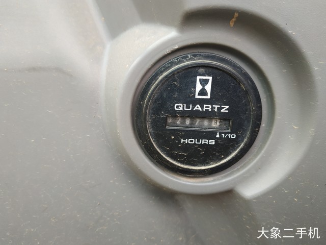 神钢 SK75-8 挖掘机