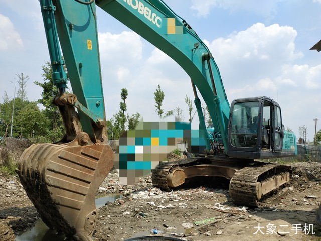 神钢 SK350LC-8 挖掘机