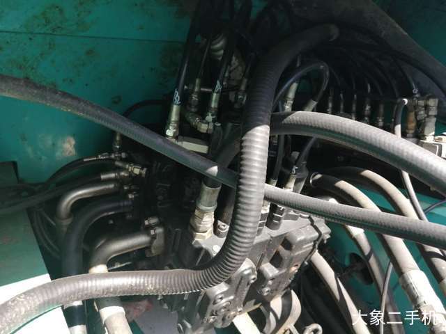 神钢 SK260LC-8 挖掘机