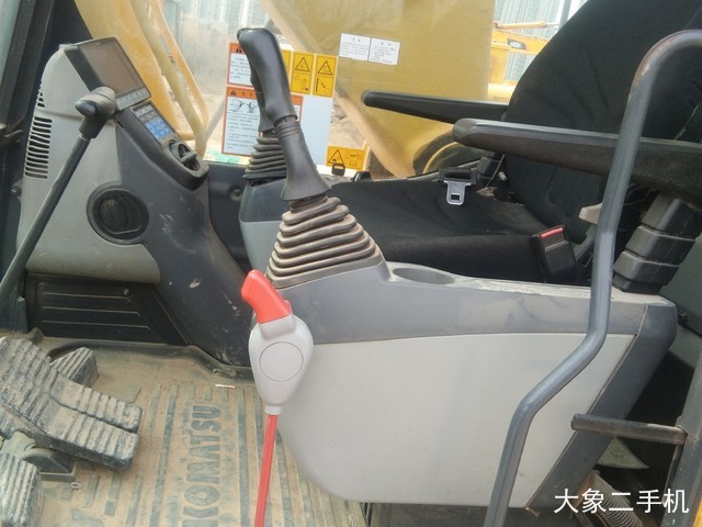 小松 PC200LC-8M0 挖掘机