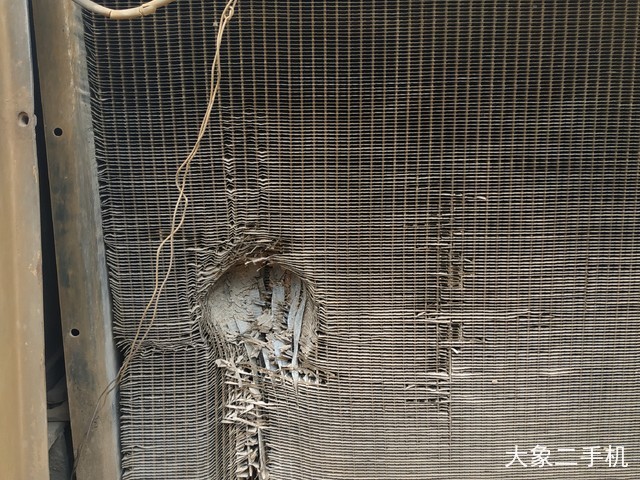 龙工 LG833 装载机