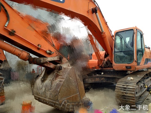 斗山 DH300LC-7 挖掘机