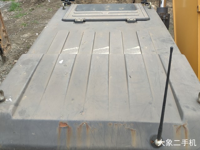 三一重工 SY215C-9 挖掘机