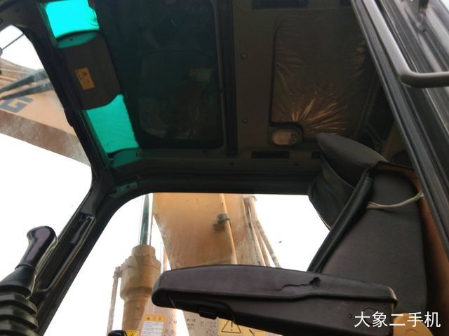 山东临工 E6135F 挖掘机