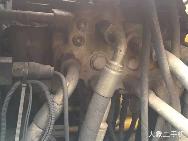 现代 R60-7 挖掘机