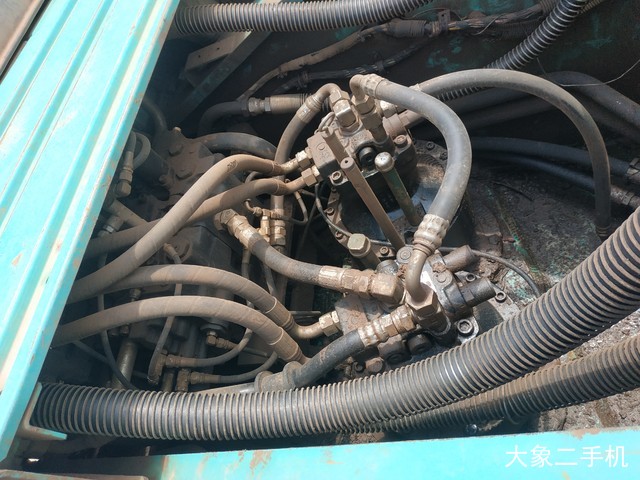 神钢 SK460-8 挖掘机