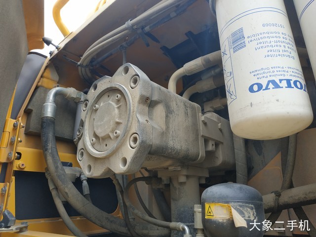 沃尔沃 EC380D 挖掘机