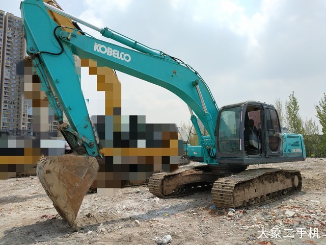 神钢 SK260LC-8 挖掘机