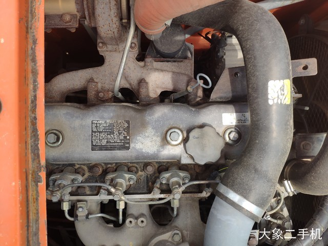 日立 ZX135US 挖掘机