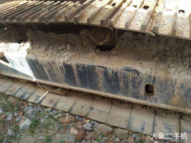 三一重工 SY215C-8 挖掘机