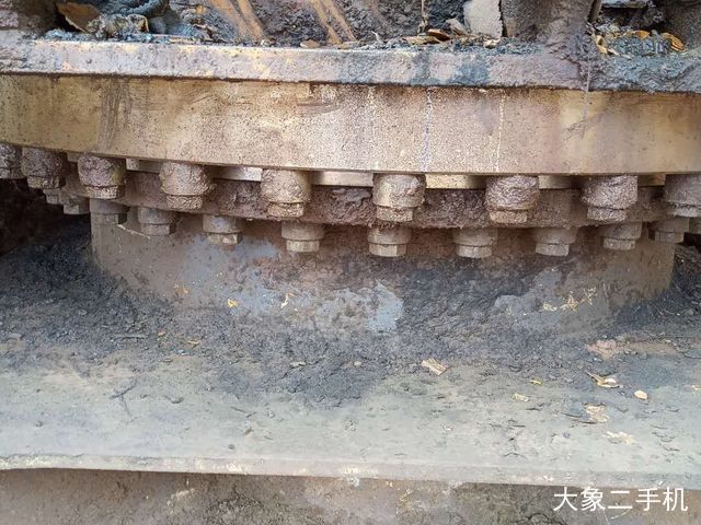 徐工 XE150D 挖掘机