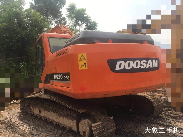 斗山 DH220LC-9E 挖掘机