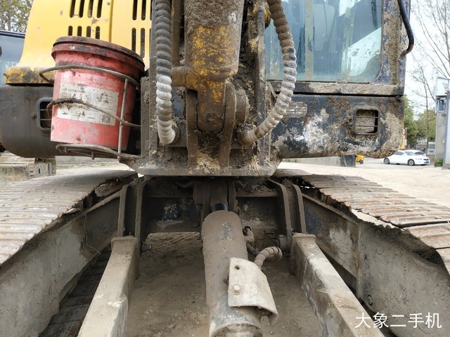 现代 R60-7 挖掘机