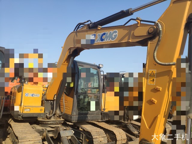 徐工 XE80D 挖掘机