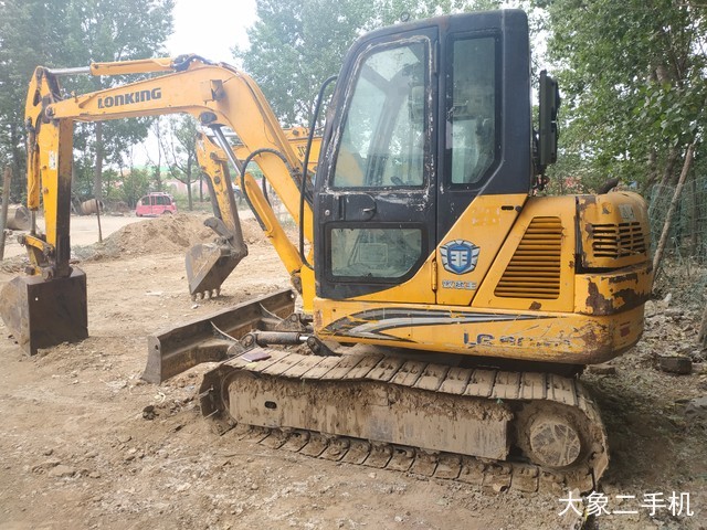 龙工 LG6060 挖掘机