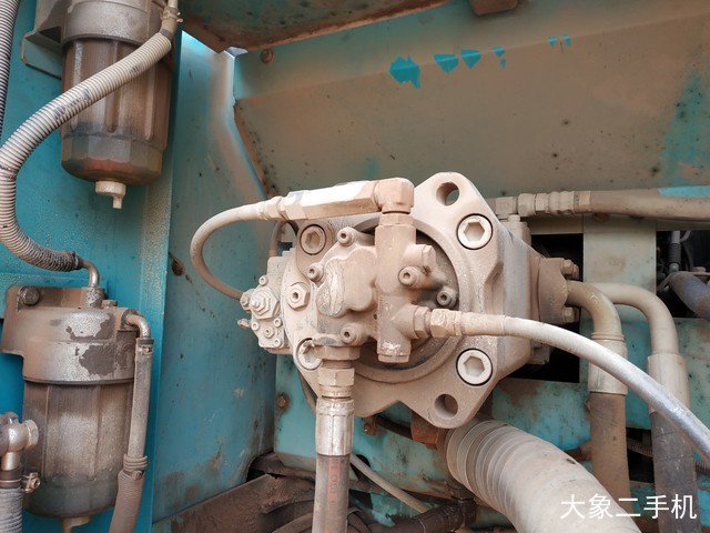 神钢 SK250-8 挖掘机