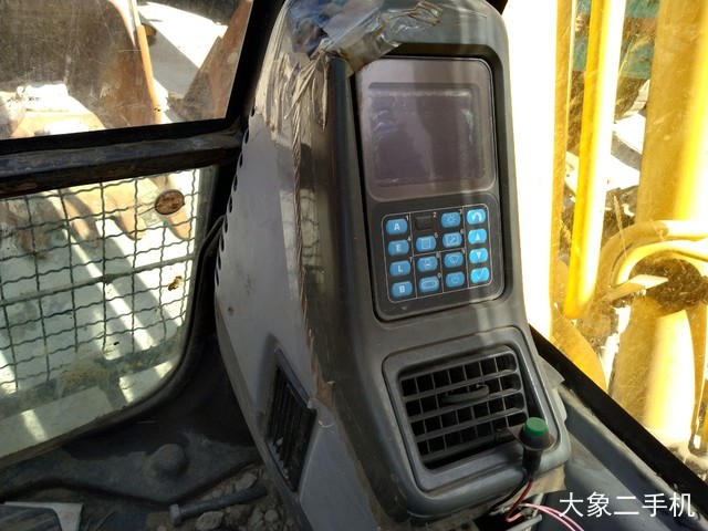 小松 PC270-7 挖掘机