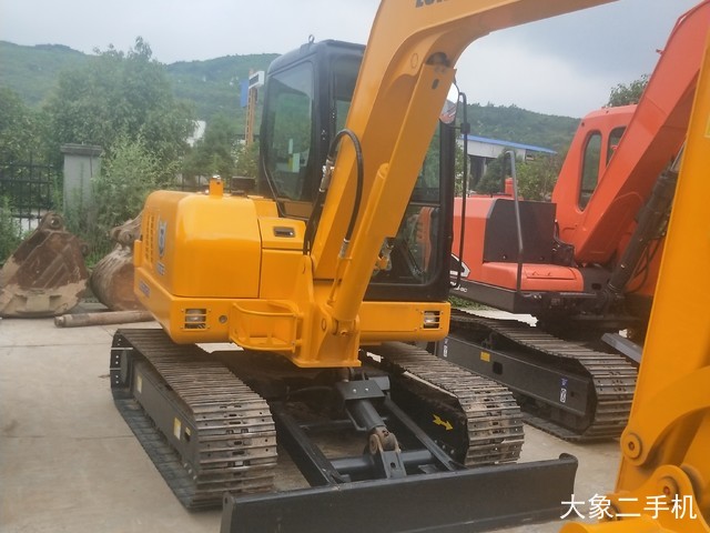 龙工 LG6060 挖掘机