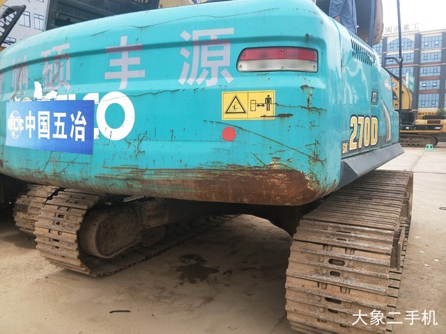 神钢 SK270D 挖掘机