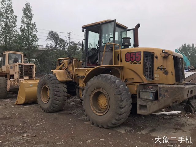 成工 CG955 装载机