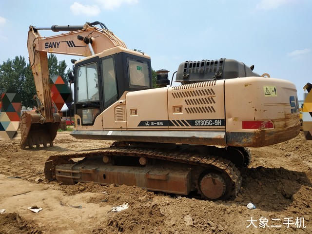三一重工 SY305C-9 挖掘机