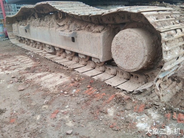 神钢 SK260LC-8 挖掘机