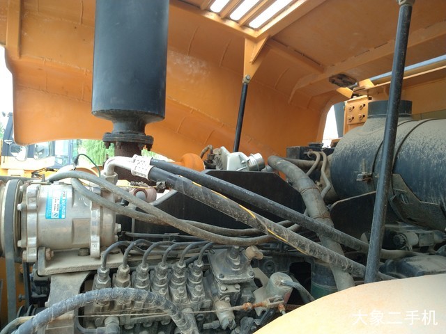 龙工 LG523A6 压路机