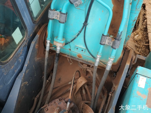 神钢 SK260LC-8 挖掘机