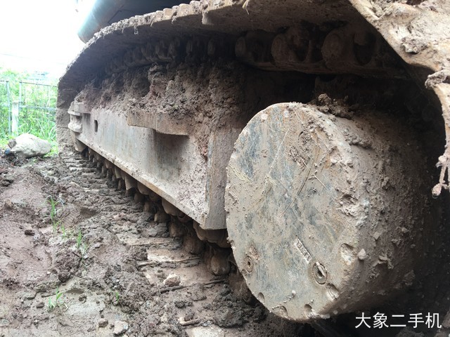 徐工 XE200D 挖掘机