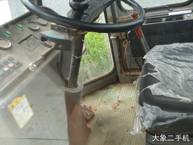 山东临工 LG930 装载机