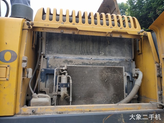 沃尔沃 EC210BLC 挖掘机