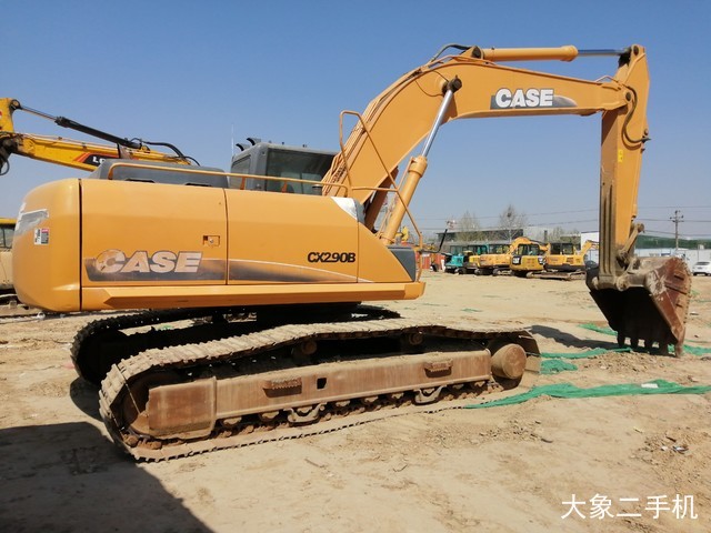 凯斯 CX240B 挖掘机