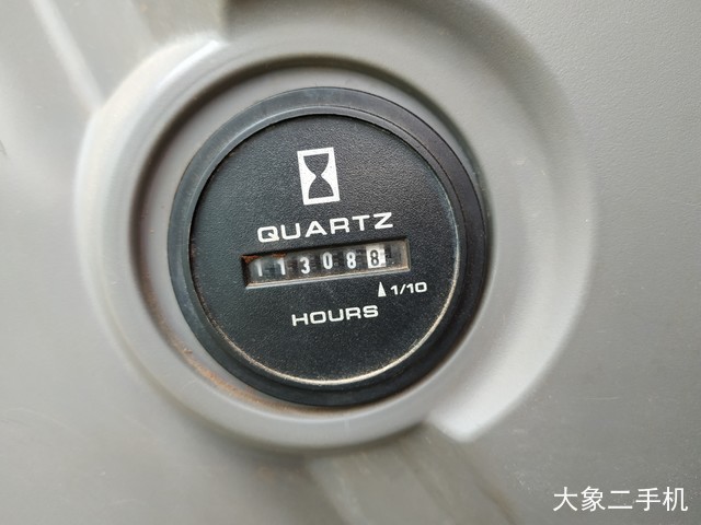 神钢 SK260LC-8 挖掘机