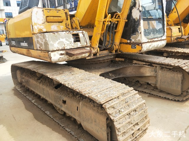 龙工 LG6225 挖掘机