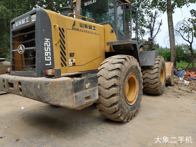 山东临工 LG952H 装载机