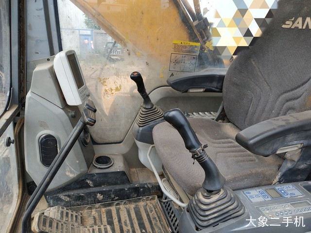 三一重工 SY285C 挖掘机