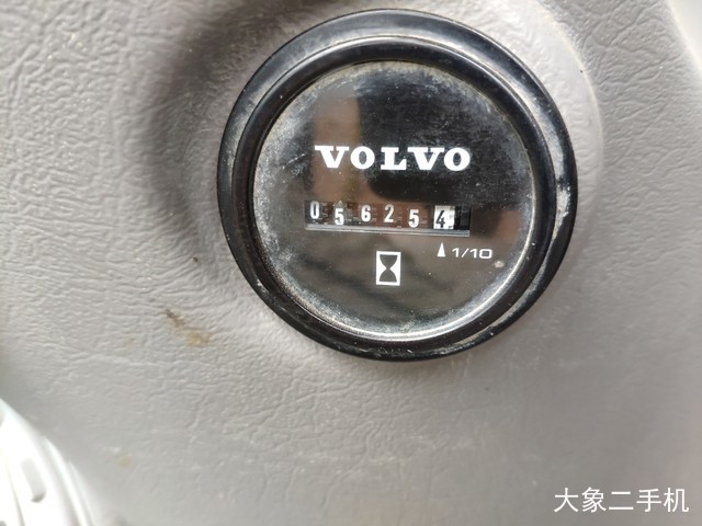 沃尔沃 EC380DL 挖掘机