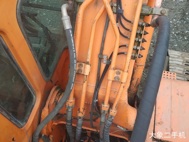 斗山 DH220LC-7 挖掘机