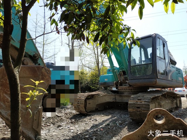 神钢 SK250-8 挖掘机