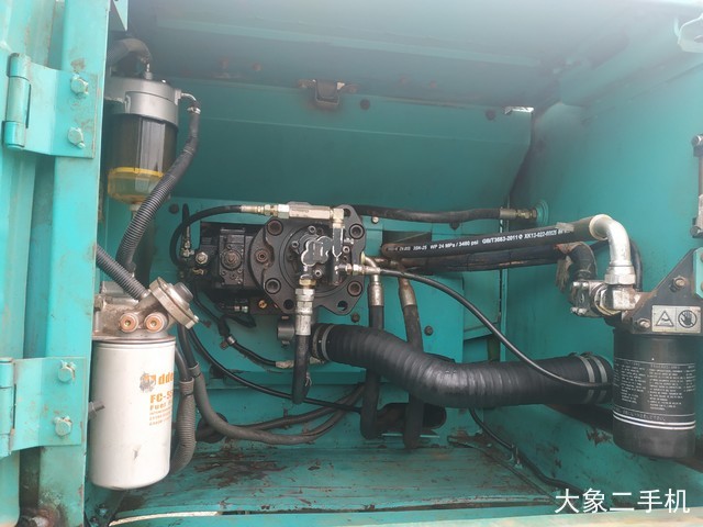 神钢 SK250LC-8 挖掘机