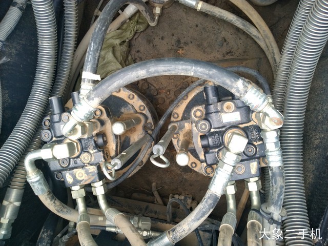 神钢 SK460-8 挖掘机