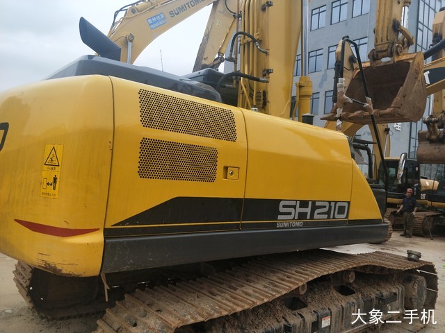 住友 SH210LC-5 挖掘机