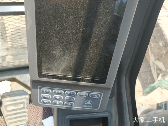 三一重工 SY245H 挖掘机